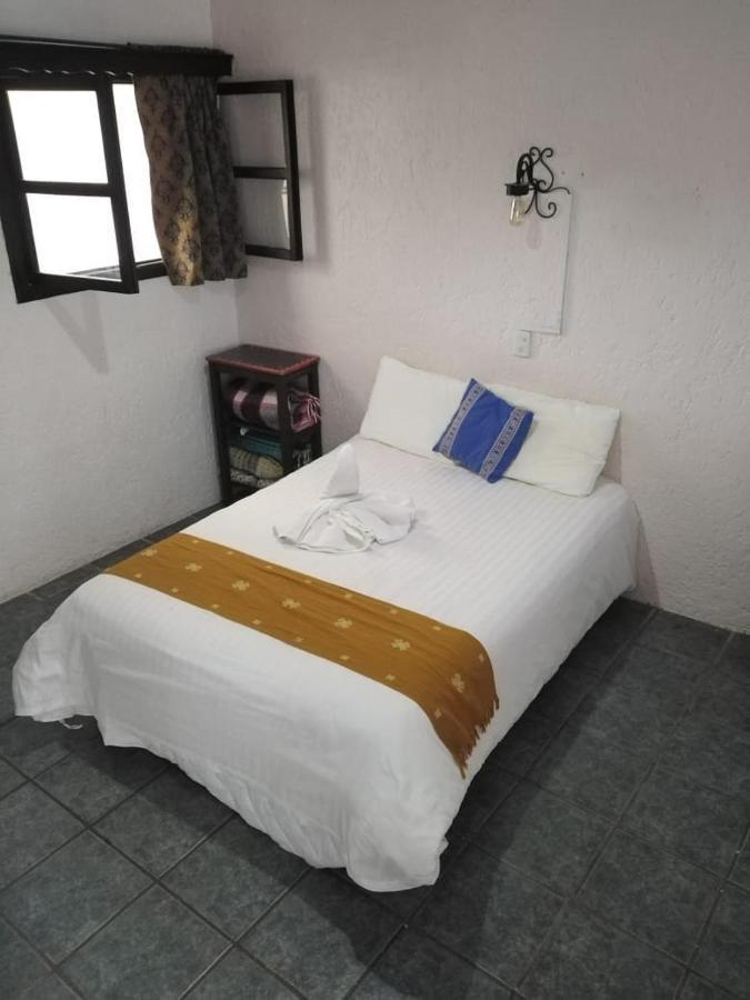 Hotel Dugelay San Cristóbal de Las Casas Екстериор снимка